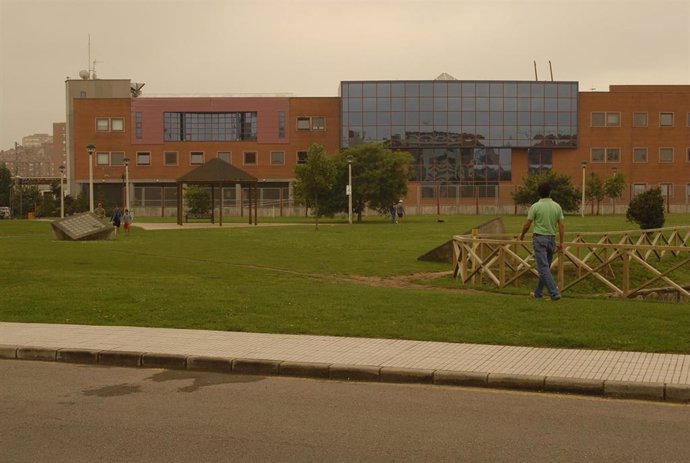 Cuartel de la policía nacional en Gijón (Asturias)