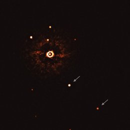 Primera imagen de un sistema planetario en una estrella de tipo solar