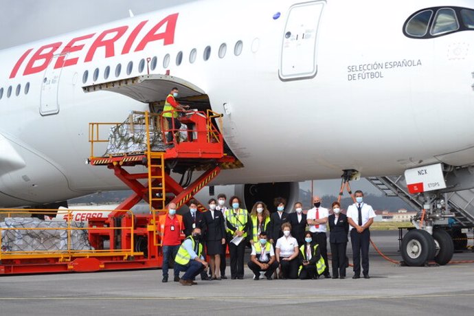 Iberia ha aterrizado hoy en Tenerife con el Airbus A350 por primera vez