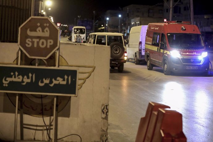 Túnez.- Detenidos cinco presuntos miembros de una célula terrorista que planeaba