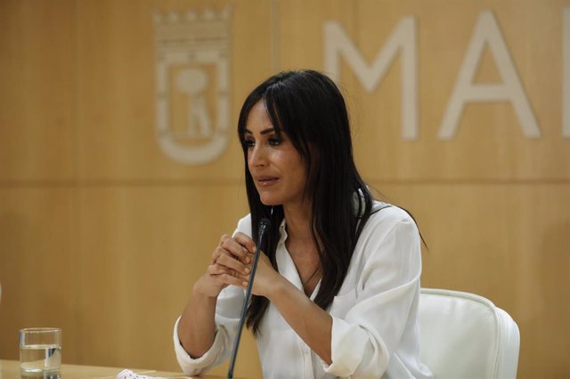 La vicealcaldesa de Madrid, Begoña Villacís, durante la presentación del concurso de ideas para el Bosque Metropolitano, en el Palacio de Cibeles, Madrid (España), a 9 de julio de 2020. 