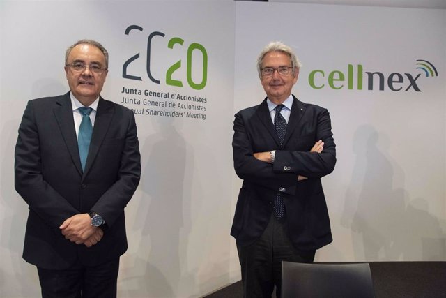 El consejero delelgado de Cellnex Telecom, Tobías Martínez, y el presidente, Franco Bernab, en la junta de accionistas de 2020