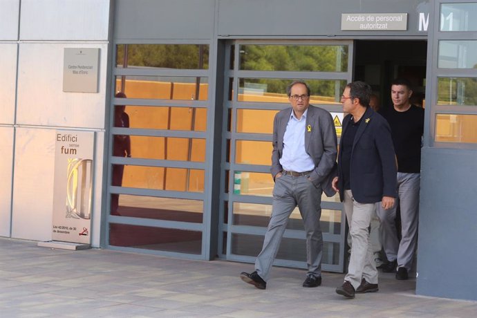 El president de la Generalitat, Quim Torra, a la presó de Mas d'Enric després de visitar l'expresidenta del Parlament Carme Forcadell.