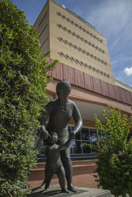 Imágenes de recursos del Hospital de la Mujer. Complejo Hospitalario Virgen del Rocío. C/. Torcuato Luca de Tena, 18C.