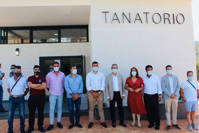 Visita tanatorio de Arenas