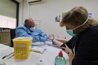 La cifra global de casos en Almería baja por los falsos positivos pese al nuevo brote declarado en Laujar de Andarax