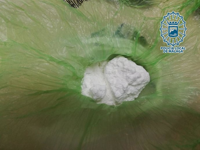 Bolsita con cocaína intervenida por la Policía Local de Málaga