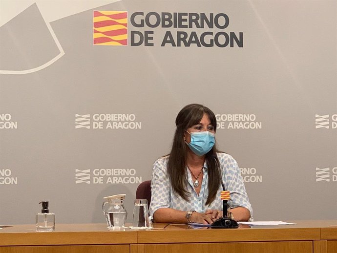 La consejera de Sanidad del Gobierno de Aragón, Sira Repollés