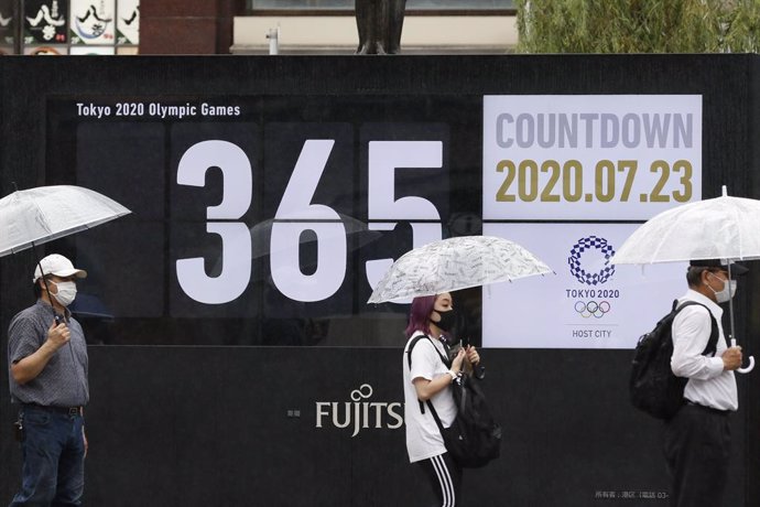 Coronavirus.- Decenas de personas protestan en la sede olímpica en Tokio mientra