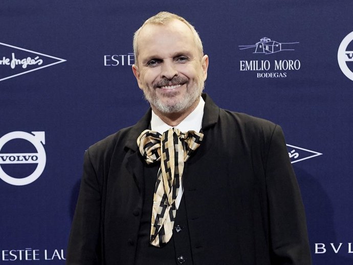 Miguel Bose Attends The 'TELVA Tributo. Una Cronica De Moda. Coleccion Naty Abascal' Photocall At The Real Academia De Bellas Artes De San Fernando Museum On October 9, 2018 In Madrid, Spain.