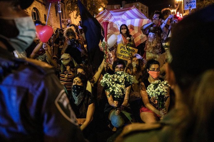 Manifestación contra el primer ministro de Israel, Benjamin Netanyahu, cerca de su vivienda en Jerusalén por su imputación por corrupción