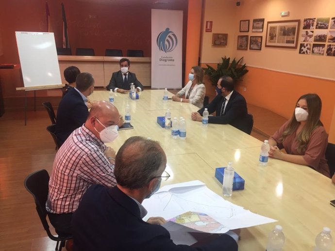 El viceconsejero de Turismo, Regeneración, Justicia y Administración Local, Manuel Alejandro Carnedete, visita el CIMI Las Lagunillas de Jaén