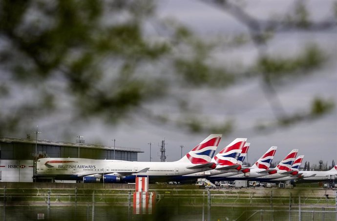 17 March 2020, England, Heathrow: British Airways planes stand at Heathrow Airport as Britons have been advised against non-essential travel to anywhere in the world as the coronavirus crisis closed borders around the globe.