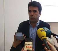 Mazón convocará "de forma urgente" al sector turístico tras la cuarentena en Reino Unido