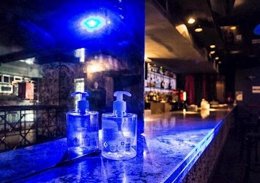 Imageb de recurso de la barra de una discoteca