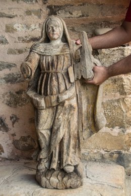 El Pueyo de Araguás recupera la talla de Santa Ana, tres años después de su desaparición.