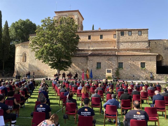 Homenaje de Castilla y León a las víctimas y afectados por la COVID-19.