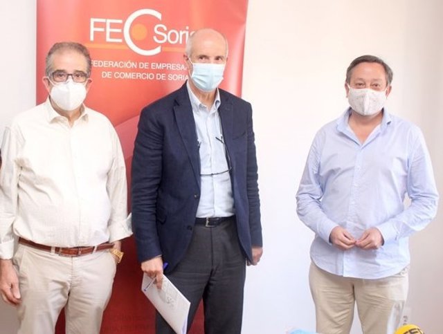 De izda a dcha, el presidente de FecSoria, Jesús Muñoz, Luis del Hoyo y Adolfo Sainz.