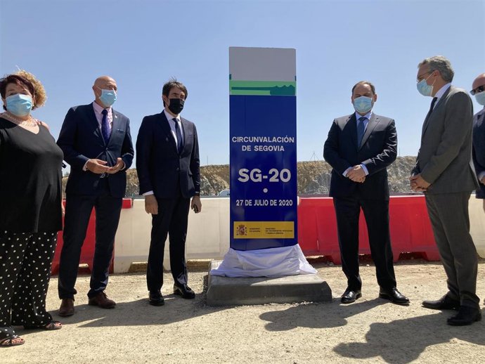 Ábalos inaugura la autovía SG-20