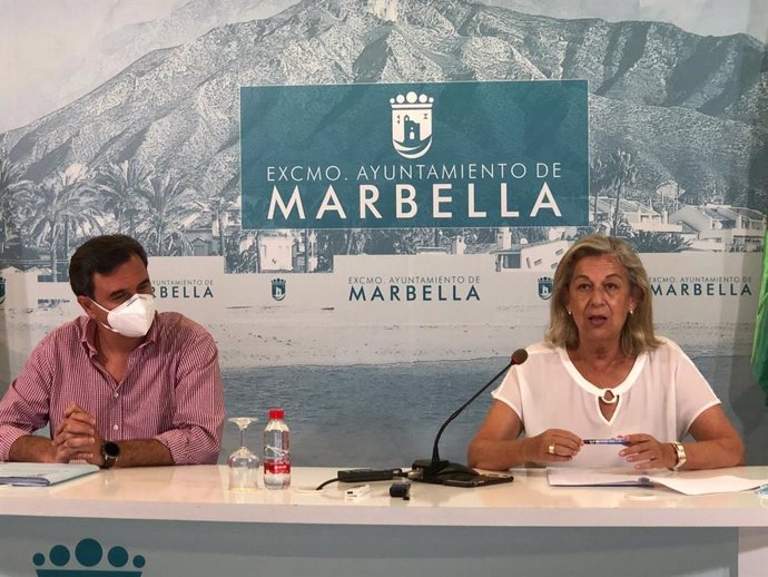 Presentación del Plan Málaga en el Ayuntamiento de Marbella