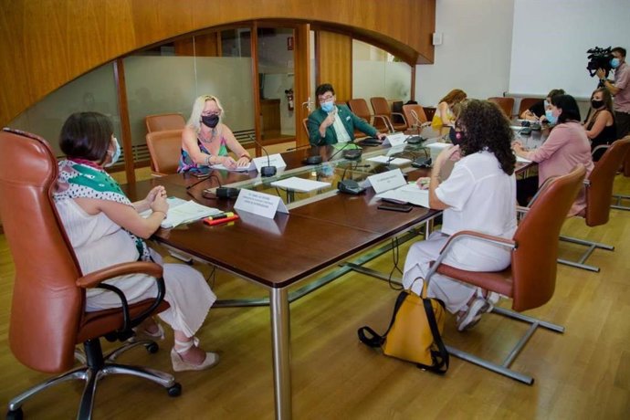 Constitución de la Mesa sobre Igualdad de Género en Extremadura