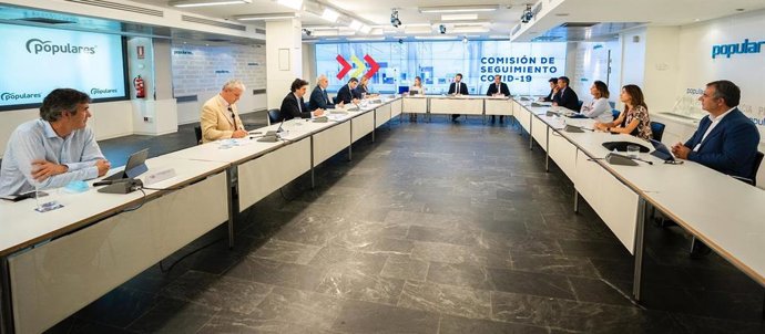 El líder del PP, Pablo Casado, preside la Comisión de Seguimiento del Covid-19 de su partido.  En  Madrid, a 27 de julio de 2020.