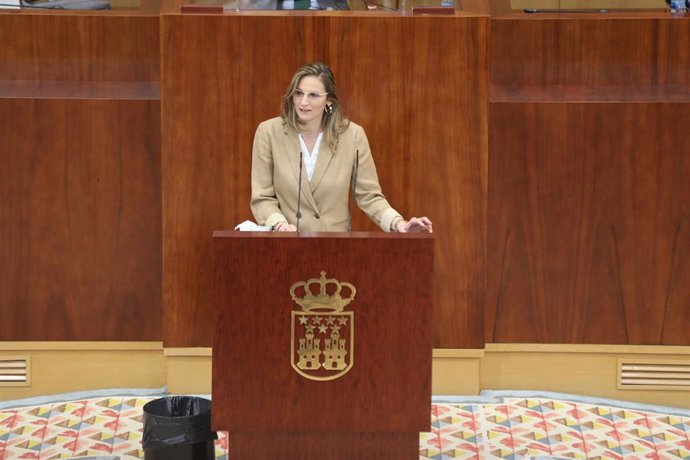 La consejera de Medio Ambiente, Ordenación del Territorio y Sostenibilidad de la Comunidad de Madrid, Paloma Martín, durante el pleno en la Asamblea, en Madrid (España), a 2 de julio de 2020.