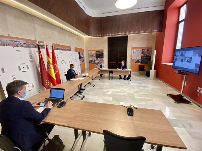 El alcalde de Murcia, José Ballesta, preside el Consejo de Administración de Mercamurcia