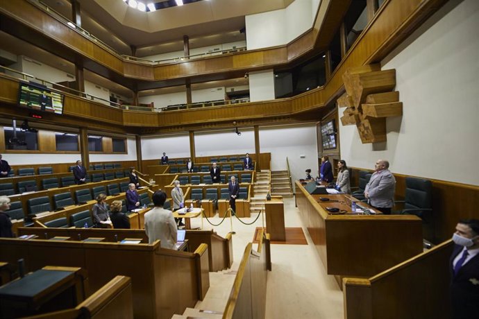 Reunión de la diputación permanente del parlamento vasco