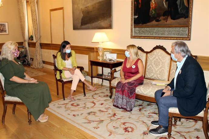 La alcaldesas de Jerez y San Fernando reunidas