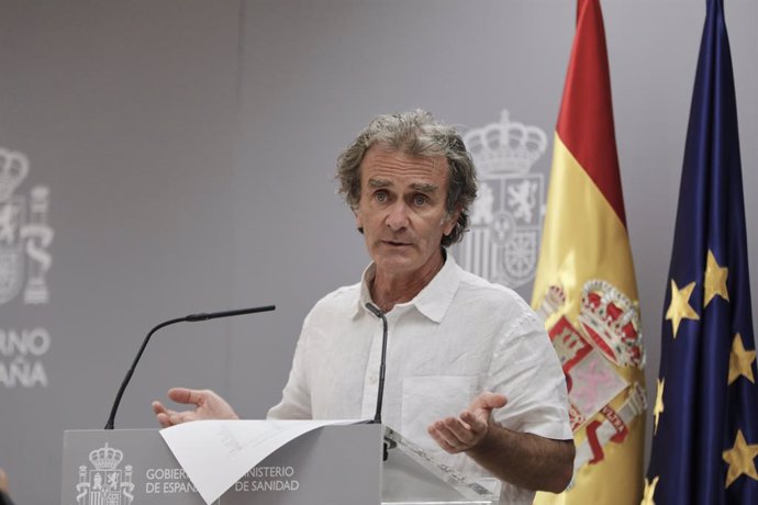 El director del Centre de Coordinació d'Alertes i Emergncies Sanitries (CCAES), Fernando Simón, durant una roda de premsa per informar de l'evolució de la COVID-19, en el Ministeri de Sanitat, a Madrid (Espanya), a 27 de juliol de 2020.