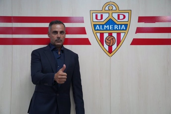El nuevo entrenador de la UD Almería, el portugués José Gomes