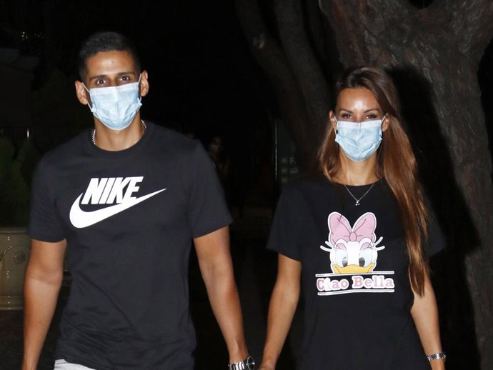 Fani y Christopher, de cena por la capital, más enamorados que nunca tras su paso por "La casa fuerte"