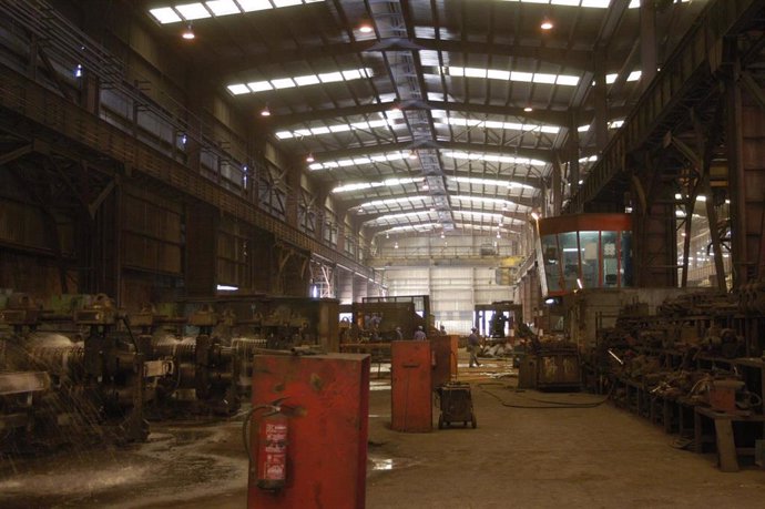 Instalaciones del grupo industrial Alfonso Gallardo en Jerez de los Caballeros, fábrica, siderurgia
