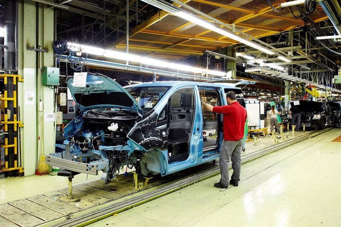 Producción del eNV200 en la planta de Nissan en Barcelona.