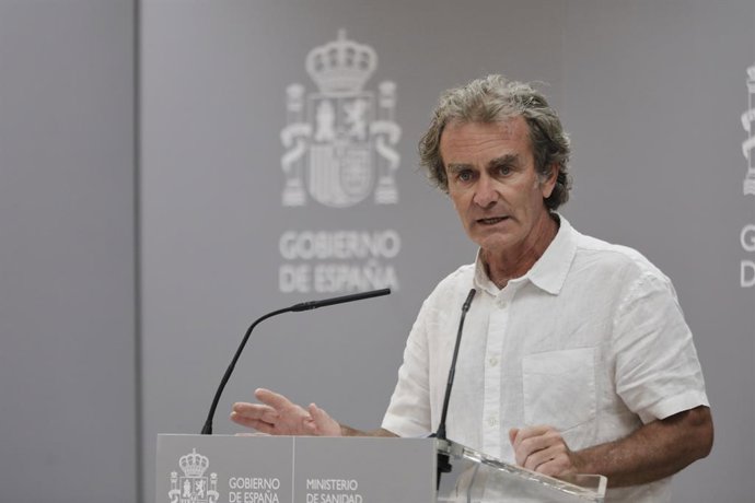 El director del Centro de Coordinación de Alertas y Emergencias Sanitarias (CCAES), Fernando Simón, durante una rueda de prensa para informar de la evolución de la COVID-19, en el Ministerio de Sanidad, en Madrid (España), a 27 de julio de 2020.