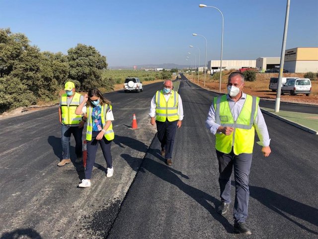 Visita a las obras de mejora del acceso al polígono Guadiel