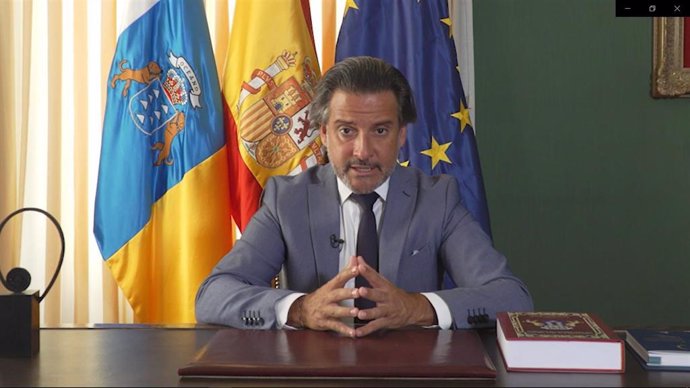 Una instantánea del vídeo comunicado con el que el presidente del Parlamento de Canarias, Gustavo Matos, expuso en el Parlamento italiano el modelo de adaptación de la cámara legislativa regional a la crisis del coronavirus