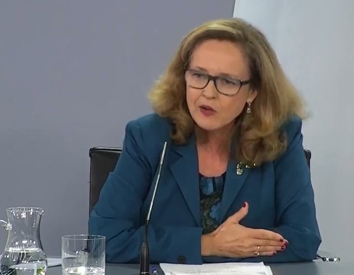 La vicepresidenta tercera y ministra de Asuntos Económicos, Nadia Calviño, durante la rueda de prensa posterior al Consejo de Ministros del 28 de julio de 2020.