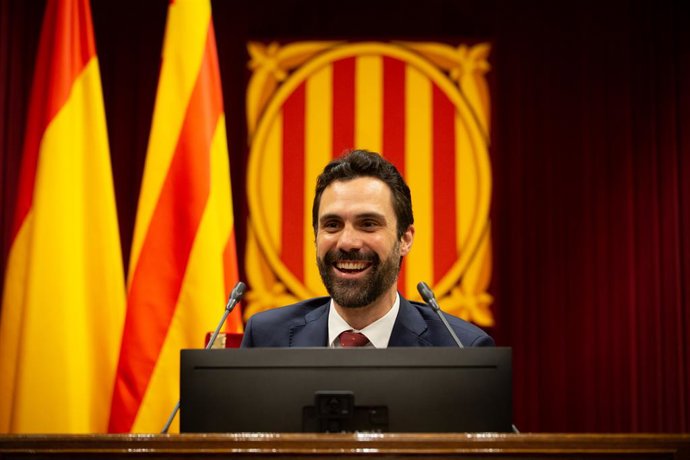 El president del Parlament, Roger Torrent, durant una sessió plenria, en el Parlament.