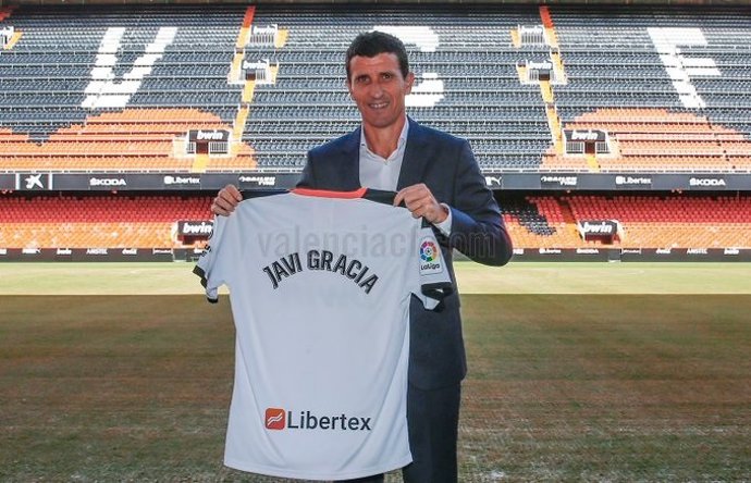 El entrenador del Valencia CF, Javi Gracia, en Mestalla