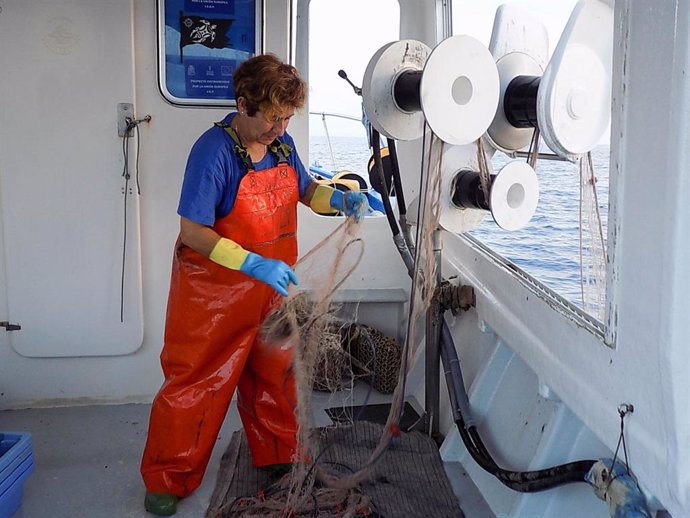 Estudio De La Mujer Y La Pesca En Gandía Y La Albufera