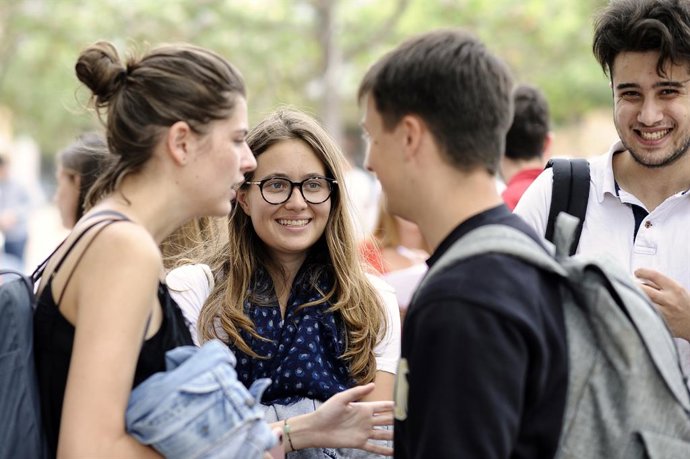 Un total de 650 nuevos estudiantes internacionales cursarán estudios de grado en