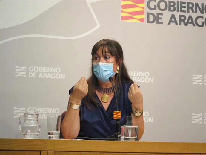 La consejera de Sanidad del Gobierno de Aragón, Sira Repollés.