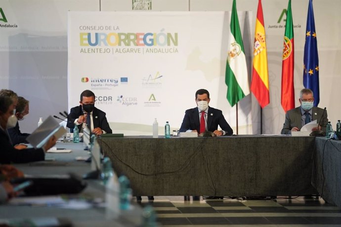 El presidente de la Junta de Andalucía, Juanma Moreno, preside este miércoles en Sevilla el Consejo de la Eurorregión Alentejo-Algarve-Andalucía