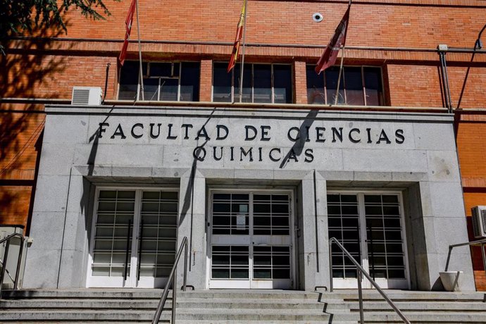 Entrada a la Facultad de Ciencias Químicas de la Universidad Complutense de Madrid -UCM-.