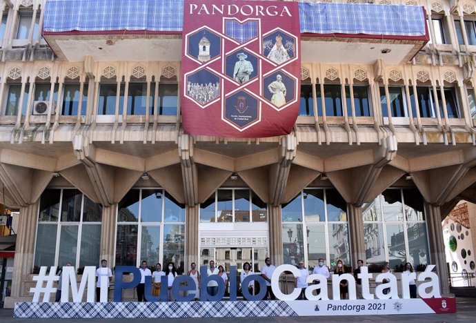 El hashtag #MiPuebloCantará presidirá la Plaza Mayor de Ciudad Real como signo de esperanza de celebrar la Pandorga 2021