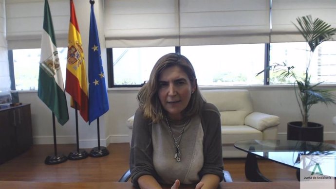 La consejera de Empleo, Rocío Blanco, este miércoles durante su participación telemática en la Asamblea de Cooperativas Agroalimentarias de Andalucía, que se celebra en Antequera (Málaga).