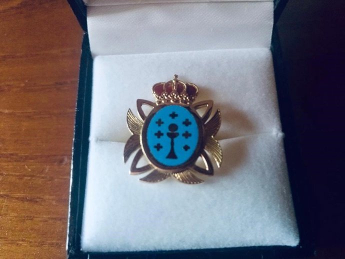 Insignia del Parlamento de Galicia que se otorgó a los diputados de la legislatura 2005-2009