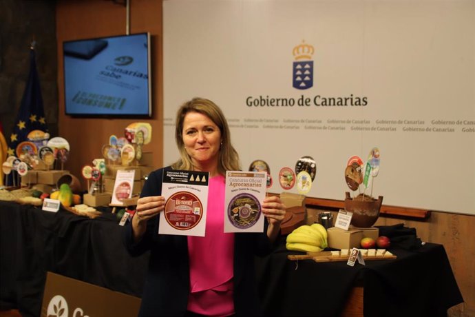 La consejera de Agricultura, Ganadería y Pesca del Gobierno de Canarias, Alicia Vanoostende, da a conocer el fallo